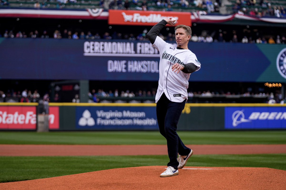 SeattleKraken's tweet photo. My oh my! All ⛽️ from Coach Hakstol on @Mariners opening weekend! https://t.co/i03HKEqND5