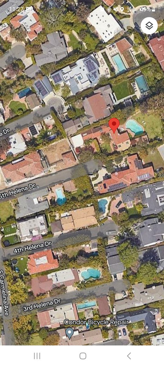 eatshitdie's tweet image. This is the house where Marilyn Monroe died; 12305 5th Helena Drive, Brentwood CA
#randomplaces #marilynmonroe