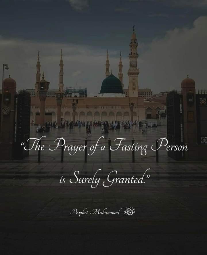 Arshi7Khan's tweet image. Dua&apos;ey sab ko diya karo,
Dua&apos;ey sab se liya karo,

Ye bhi ek tijarat hai ,
Ye bhi dil se kiya karo.

_Arshi.

Make duas for your loved ones this #Ramadan.

#RamadhanVibes