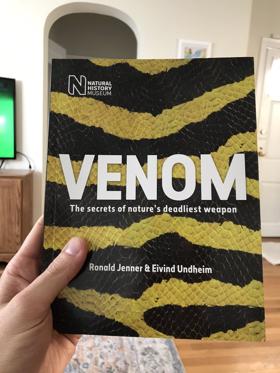 MatiasLGiglio's tweet photo. It finally arrived! Looking forward to read this book! @evolriffs @EivindUndheim 
#venom #evolution #reading #book #NHM https://t.co/Qd6ApP43LD