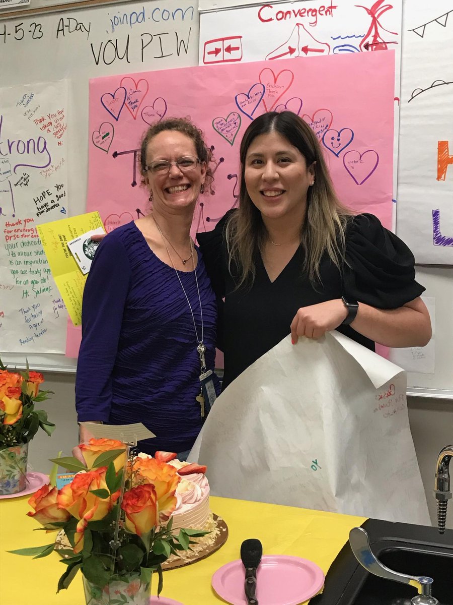 MsWArmstrong's tweet image. Today my 8th grade team surprised our 8th grade AP and me with an appreciation party 💕 and they had kids sign posters &amp;amp; make cards. It was so heartwarming. Now I know I have the best job on campus 💕🤗 #LearningIsRequired @NavarroMS_HISD @SuryCandelaria Thank you @MrsJ_Monarez