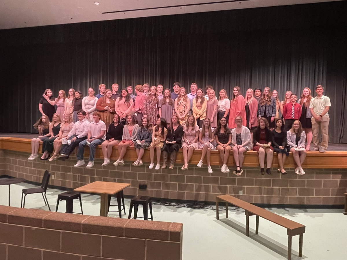 SouthHSCougars's tweet photo. Congratulations to the 2023 Salina South NHS inductees! This is a great group of students! #305GrowsGreatness https://t.co/KId1D7ktwV