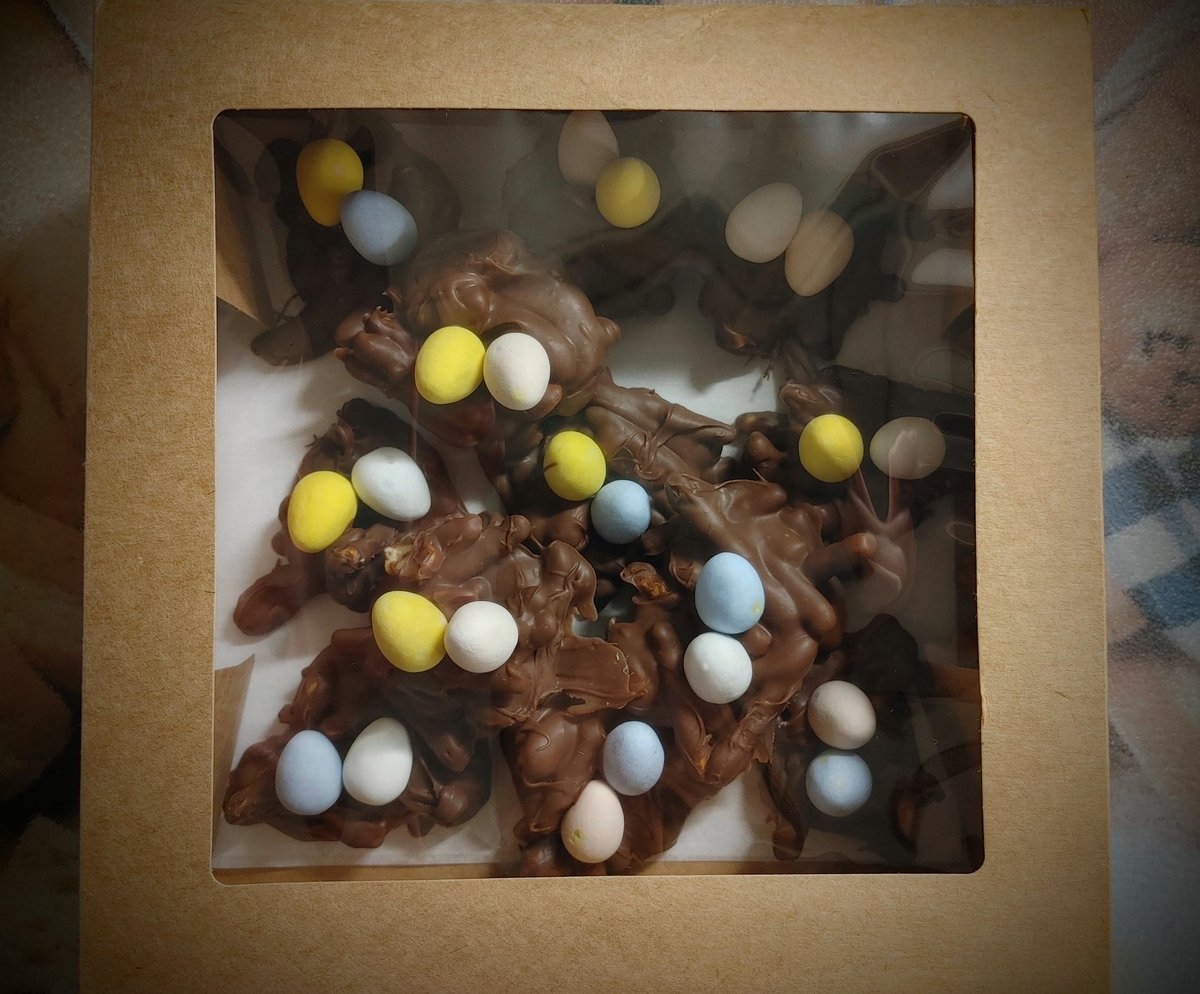 hennpenn10's tweet photo. Tomorrow's contribution to the raffle @providence_care in support of UHKF. #easternests https://t.co/Bd84In56DE