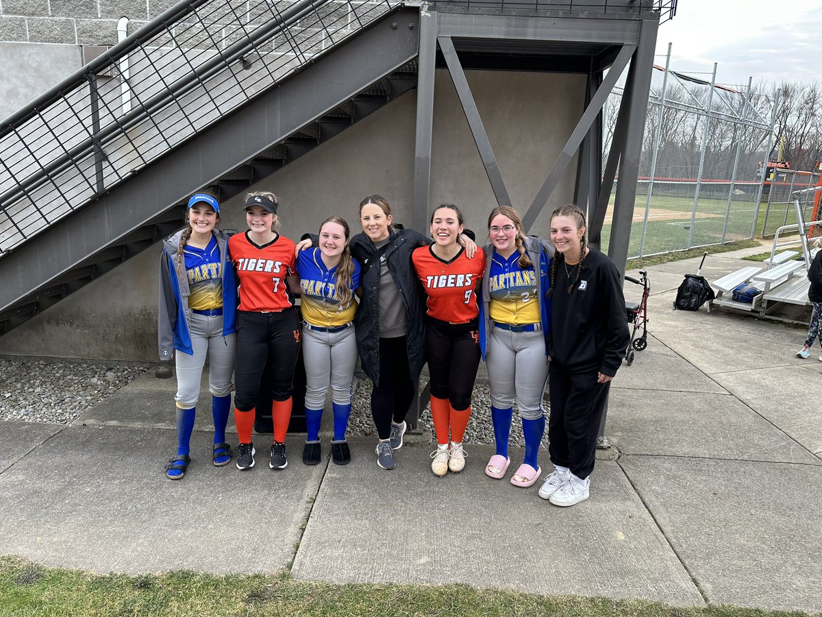 Raiders Fastpitch tweet media