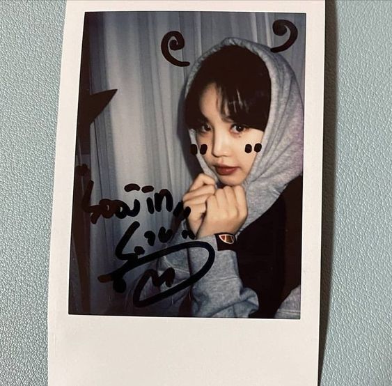 SoojinPicBot's tweet photo. @sjmgrl 💗 https://t.co/CWeJGor1hr