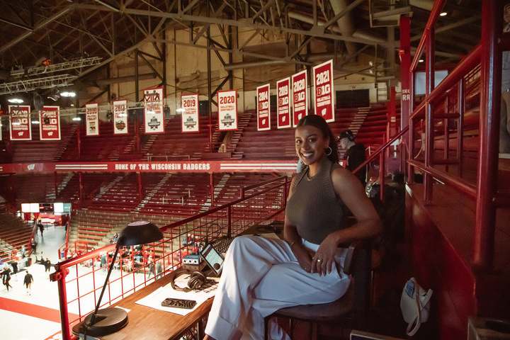 .<a href="/Shanelbram/">Shanel Rae</a> doing big things 🥹

Tune into Big Ten+ to listen to Shanel commentate tonight's game!!