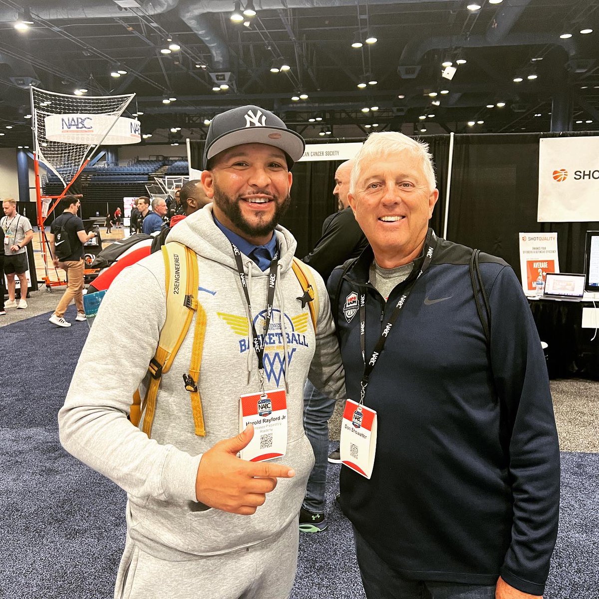 coachrayford's tweet photo. ๐ฃ๏ธ The NCAA Final 4 in Houston
๐ฅ๐ฅ๐ฅ๐ฅ๐ฅ๐ฅ๐ฅ๐ฅ๐ฅ๐ฅ ๐ฅ ๐ฅ
Creating my own history but understanding โA generation which ignores history has no past & no futureโ Coach Rayford #Basketball #Memphis #TennesseePrep #NationalChamps
๐Discover
๐ Explore
๐ Learn
๐ Teach https://t.co/CCd6VwyAAn