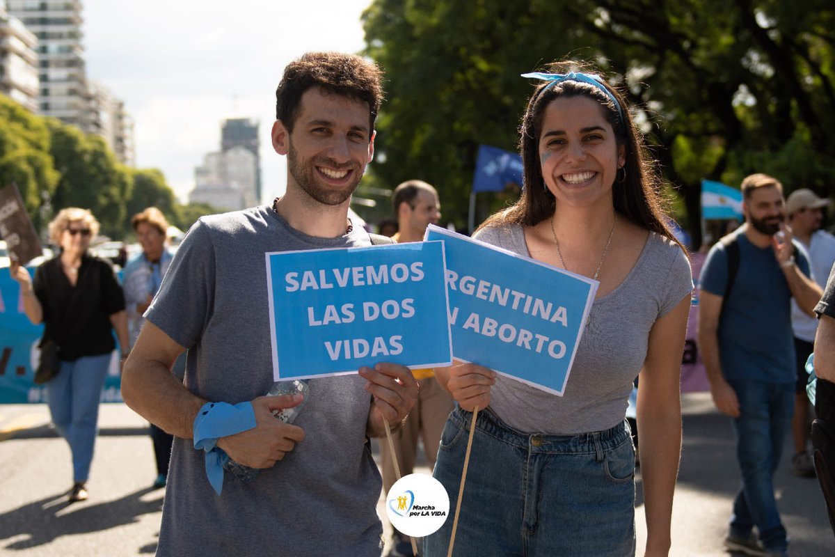 Marcha por la vida 2023. Los jóvenes fueron protagonistas. #GeneracionProvida #argentinasinaborto #yomarcho 💙💙