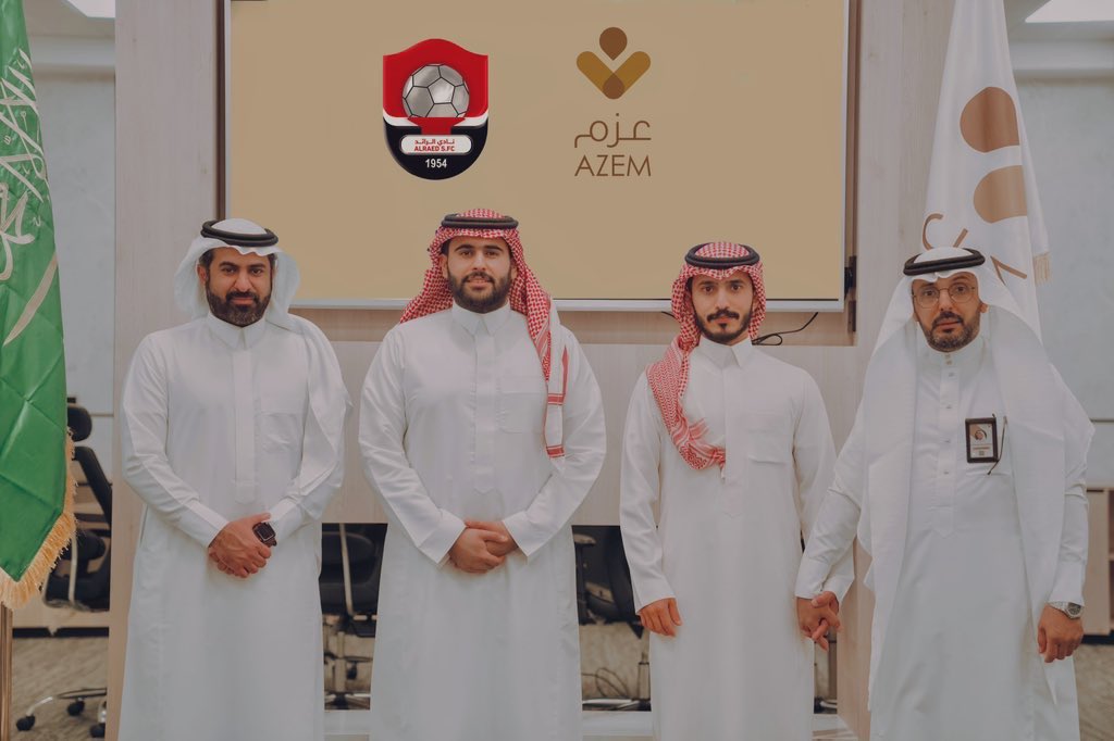 scrdisa's tweet photo. تشرفت #عزم باستقبال مدير المسؤولية الإجتماعية في نادي الرائد الرياضي الأستاذ : عبدالعزيز الحبلين بمجمع الشيخ محمد بن صالح العثيم للرعاية والتأهيل وعرض منجزات الجمعية وإطلاعه على أبرز الخدمات التأهيلية المقدمة لمستفيدي الجمعية والبحث عن سبُل التعاون بين الجمعية والنادي.@alraedclub https://t.co/ItHptmEcN7