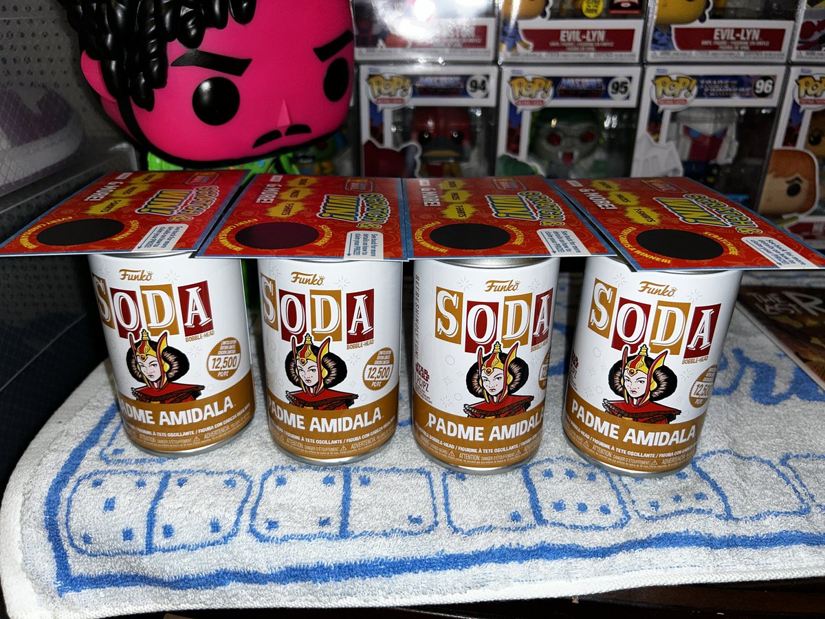 tdragons345's tweet photo. Haven’t done a giveaway in a while so here we go. I have 4 common Padme Amidala Sodas. Each will also come with Mystery Grail Scratch off. All you need to do is follow + Like + Retweet. The winners will be selected tomorrow night. Remember 4 Winners!!! https://t.co/k7dWAaQhCi
