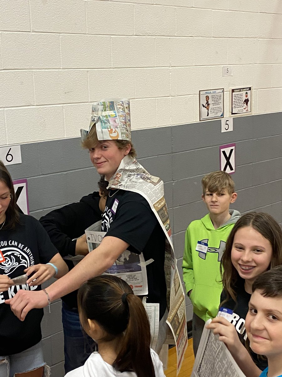 phsm2s's tweet photo. What a great day!!  PHS M2S students team up with Huron students to talk about how to stop
bullying and how to spread kindness ❤️@PerkinsHigh @phsclassof2024 @PerkinsATH #choosekind #onelove https://t.co/iVmjSCZvPa