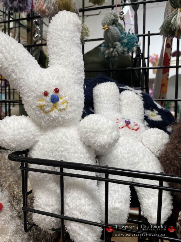 texturescrafts's tweet photo. Somebunny wants a hug and somebunny is falling over laughing 🤣 #TexturesCraftworks @LockeStShops ...#bunnies by Ruth Helen
#handmade #HamOnt #gifts #handcrafted #giftideas #handcrocheted #local #stuffies #stuffedanimals #toys #easter #eastergifts #bunny https://t.co/7iSfZtGyBd