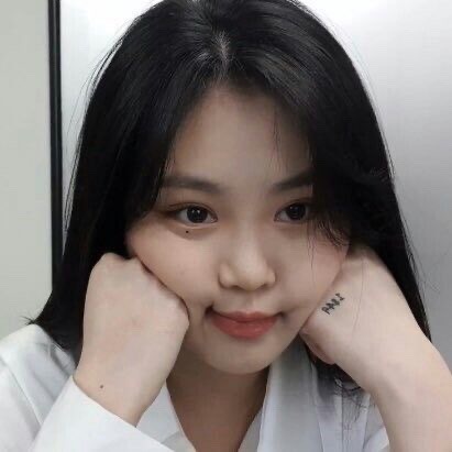 SoojinPicBot's tweet photo. @sjmgrl 💗 https://t.co/xMZdseKf4b