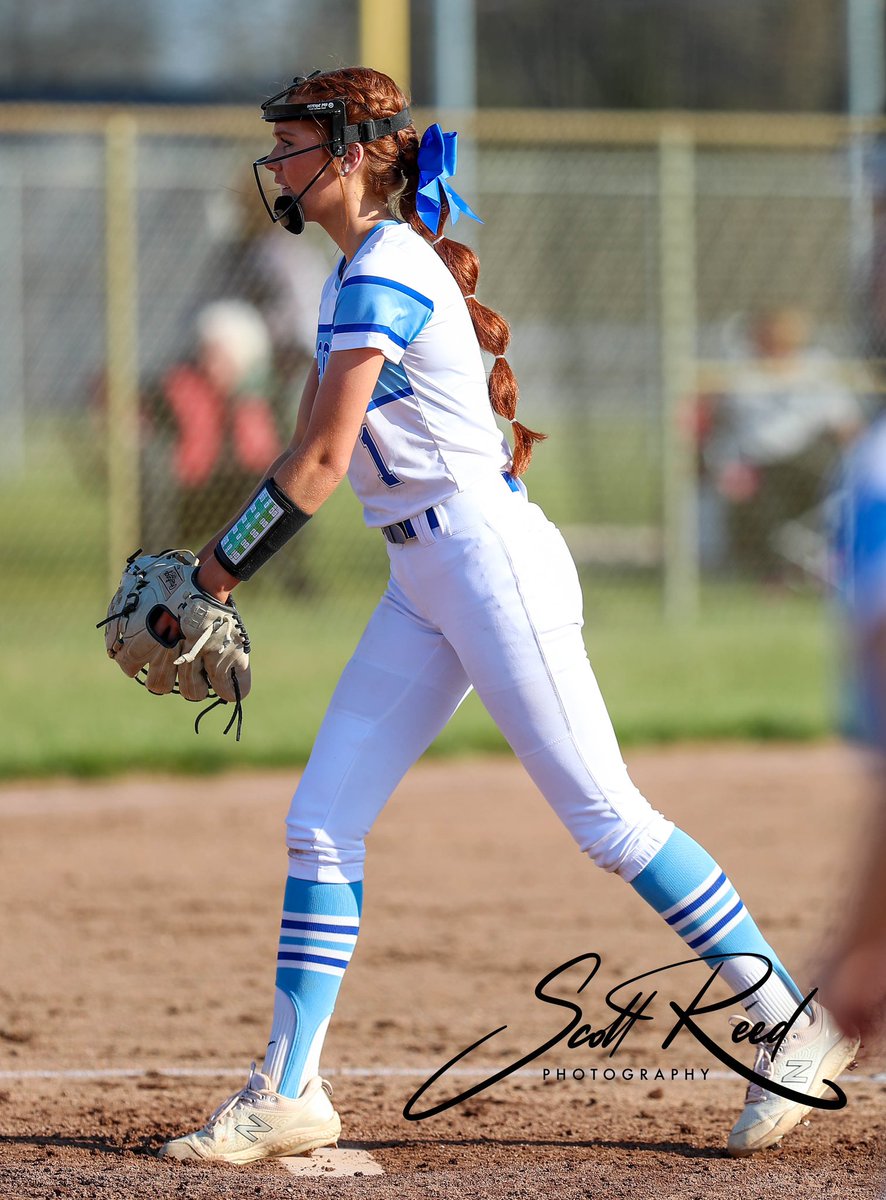 SR_Photog_Guy's tweet photo. @BerlinBearsSB TU @CoachHaskins14 truly love covering your #Bears & the warm welcome you, staff & team π
Appreciate the access allowing me to cover these amazing gals @ella_erwine @AdelynneYoung #AddieDavis #ClawsUp #Grind4State @BerlinBearsAD https://t.co/WrsizvxdwI