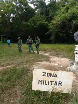 AntroCanal's tweet photo. Guyana quiere que Venezuela le devuelva la zona oriental de la Isla Fluvial de Anacoco (27 km2). Mal por ellos porque ahora recuperaremos los 159.572 km2 restantes que nos pertenecen #EsequiboEsVenezuela #5Abr https://t.co/6AGIKaiY6k