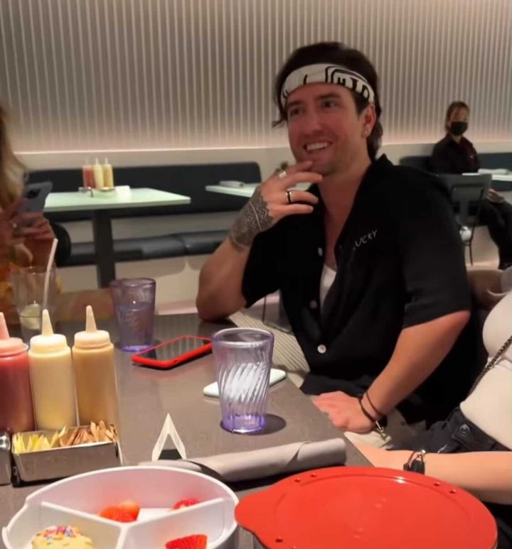 BTRbot (RIP)  🤖 (@btrb0t) on Twitter photo 