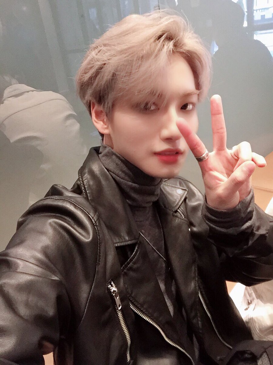shwarchives's tweet photo. 190402 | #성화 #seonghwa #ateez https://t.co/h0i6DMBOOJ