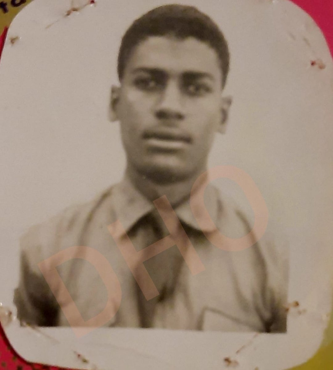 DelisHerasme's tweet photo. ORGULLO PERIODÍSTICO Y MILITAR: De las Gloriosas filas del @EjercitoRD y @FuerzaAereaRD MIS TIOS SILVIO y EMILIO HERASME PEÑA, epd, NEYBA de GUARDIA RASO a lo mas alto del Periodismo Dominicano/LatinoAmericano @MDefensaRD PUNTO @ElNacionalRD @elorientador1 @DomrepTrujillo LA VIDA https://t.co/oJwmwa6atU