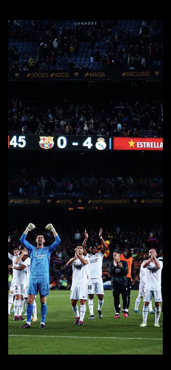 zidan5_7's tweet photo. صباح الخير للمدريدستا افضل نادي بالتاريخ ٤/٠ ضد بلد الوليد اسف اقصد برشلونه 🤣 https://t.co/vOHts44At6