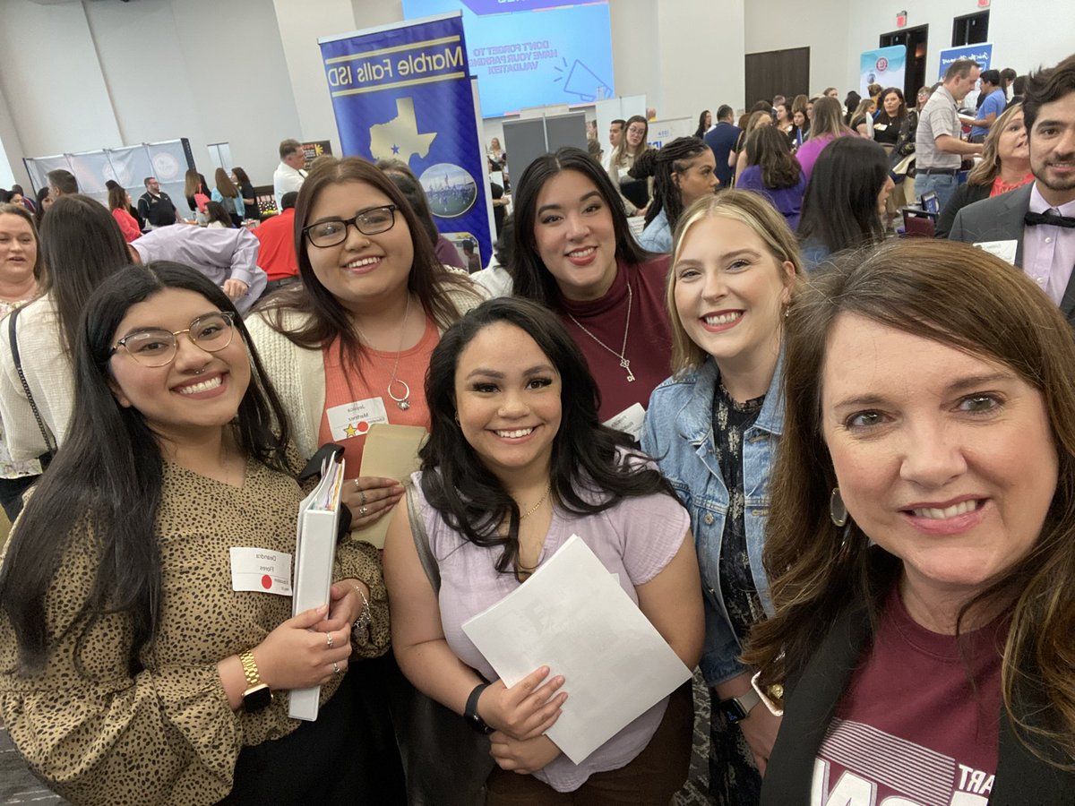 LockhartISD's tweet photo. Lockhart ISD was so excited to meet and recruit amazing teachers preparing to graduate from @TXSTCOE at today’s job fair! We can’t wait to welcome them into the Lion Family! #LockhartLeading #LookAtLockhartISD https://t.co/M1sjPhKHJ9