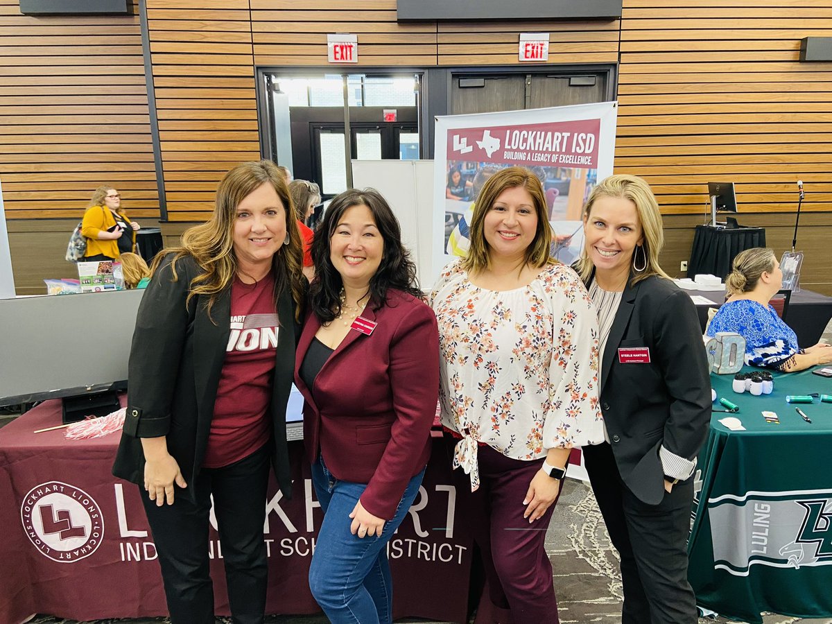 LockhartISD's tweet photo. Lockhart ISD was so excited to meet and recruit amazing teachers preparing to graduate from @TXSTCOE at today’s job fair! We can’t wait to welcome them into the Lion Family! #LockhartLeading #LookAtLockhartISD https://t.co/M1sjPhKHJ9