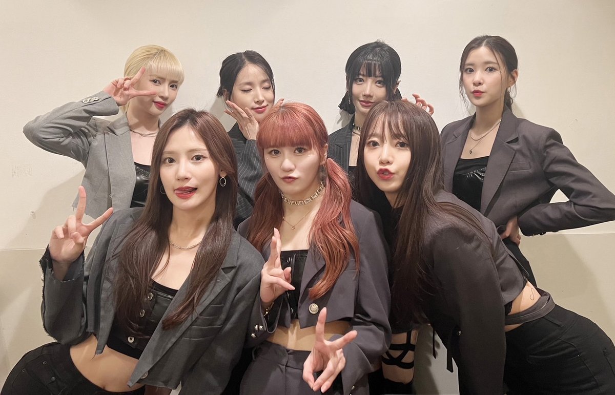 #NATURE

昨日もとても楽しい公演でした✨
今日もたくさんの応援をお待ちしています💕早く会いましょう🎉

◆LIVE
4月6日 14：00 / 18:00

🎫当日券あり

📍K-square

イベント詳細はこちら
starticket.jp/?p=6115

#네이처 #NATURE