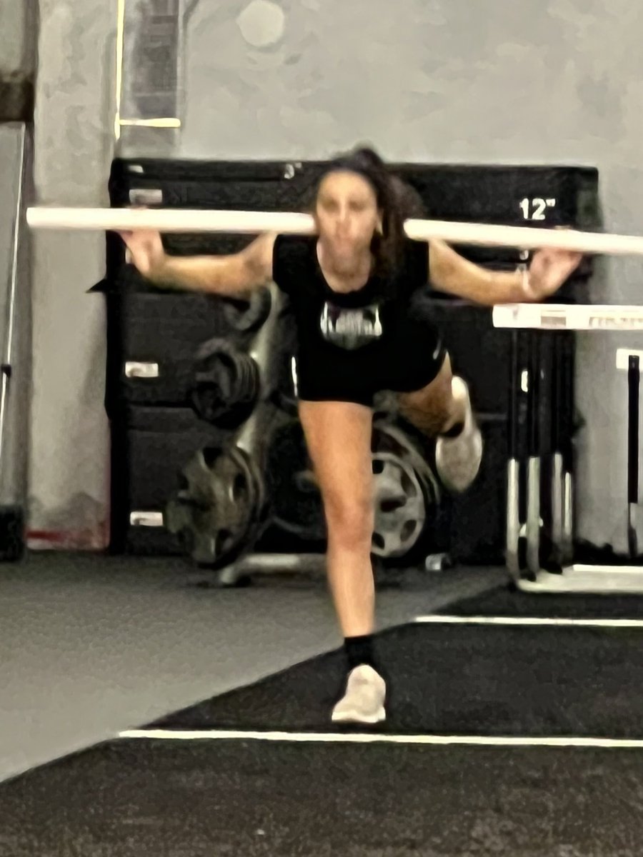 SadieZelnick's tweet photo. Getting in some speed and agility work in @PER4ORM 

@ECNLgirls @ImYouthSoccer @ImCollegeSoccer https://t.co/sA3iNefn61