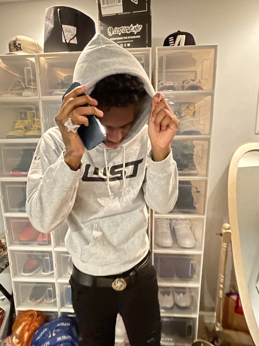 WSTClanPage tweet picture