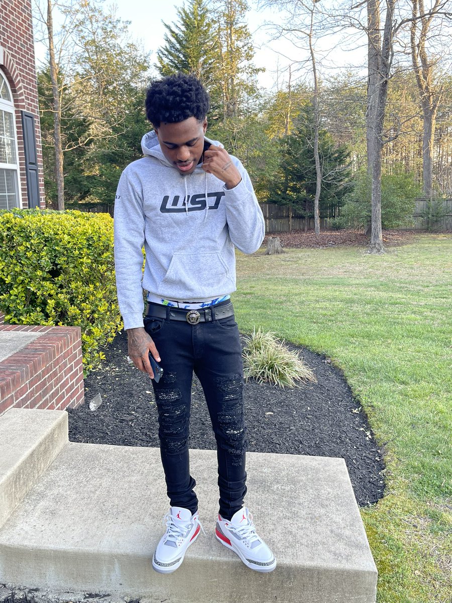 WSTClanPage tweet picture