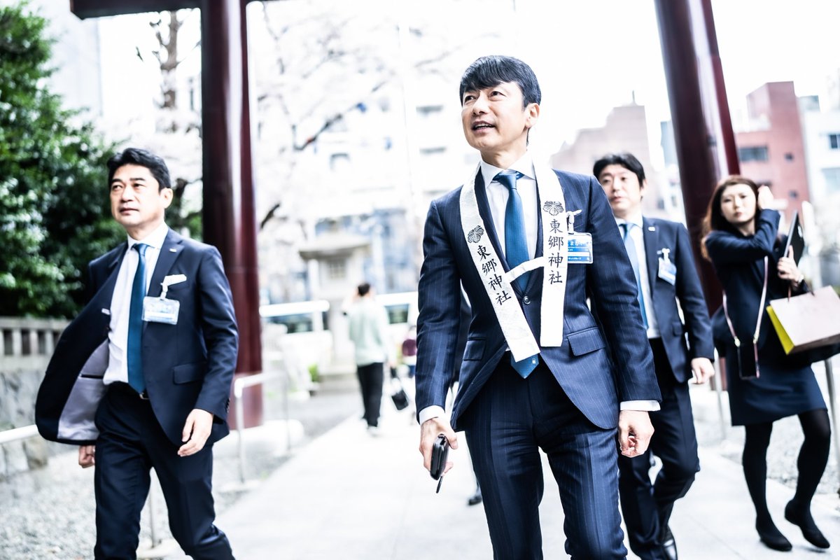 m_kumagai's tweet image. 役員全員で東郷神社へ参拝。

今年の目標達成を誓ってきた。

帰りにはZ旗が刺繍された｢勝守｣を配布。

不退転の決意で今期も成長目標を達成します。

#Z旗  #zcom  #GMOインターネットグループ