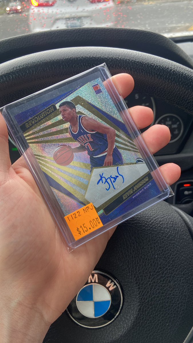 AZCards4Days's tweet photo. KJ at the local LCS! https://t.co/tsXKZ3DG8j