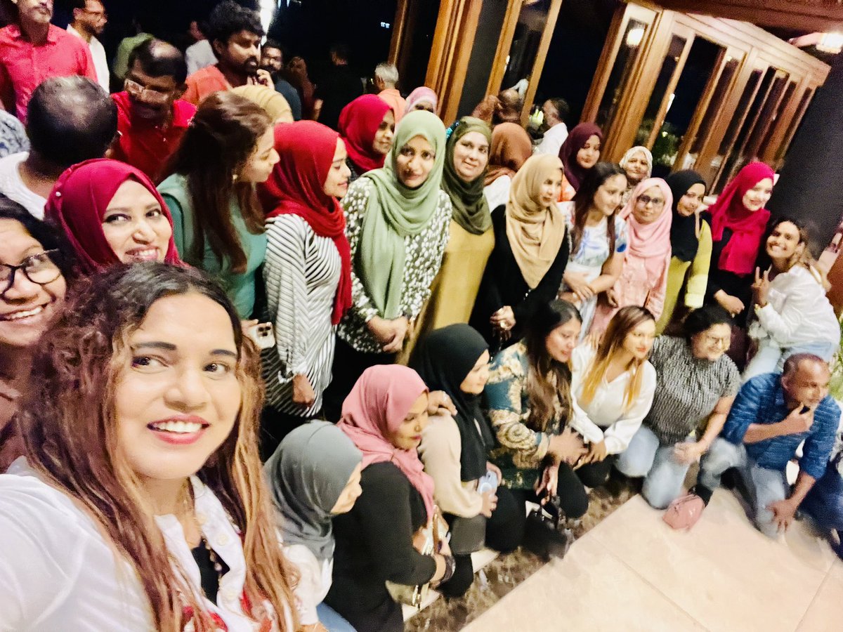IruthishamAdam's tweet photo. #Alhamdhulillahi 🙏
#Sunrise @Jumhooree_MV #Jumhooree #UFAA #JPIANS @WomensleagueJP #Happiness @JPSecretariat #Hamajehun #Raiyfiya #Republicans #TheREDs 🇲🇻❤️! https://t.co/uJTZvjvBQq