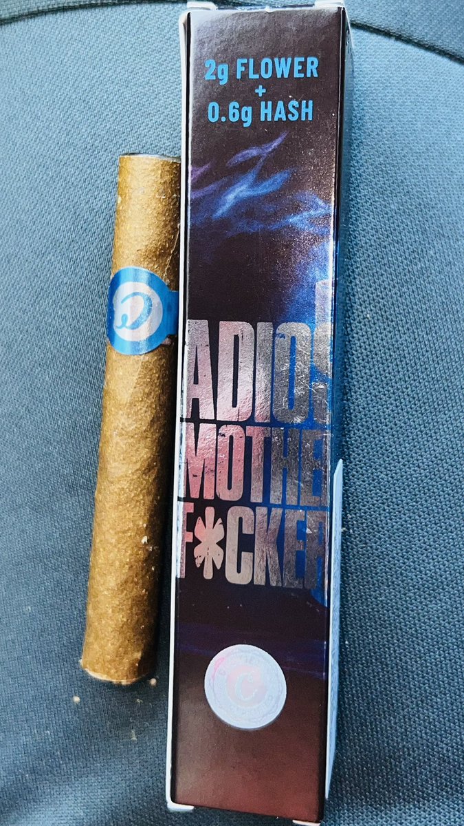 TheUsualSuspecs's tweet photo. NEW @cookiesglobal 2.6g #HashHole blunt smoking ๐ฅ๐ฅ๐ฅ ๐จAdios MF 40% THC #SmokeWithTUS @berner415 @cookies_SanD @cookies_oakland @LemonnadeLakeE @Herbworthy https://t.co/yCvsbpoZwO