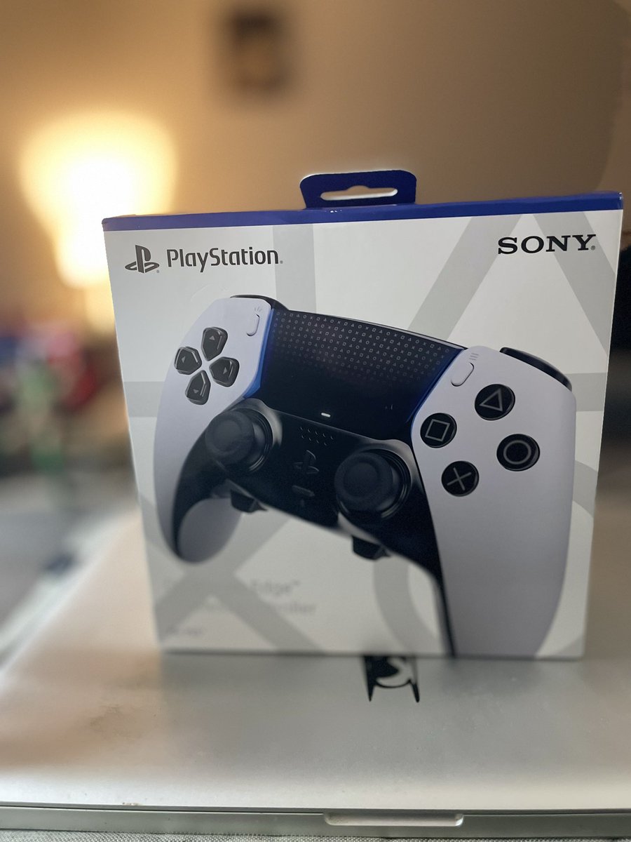 KingSparta420's tweet image. YEET! Just brought my #DualSenseEdge #ProController and I feel the SAUCE #PS5Share #SpartanRoyalty #PS5 #Gamer4Lyfe