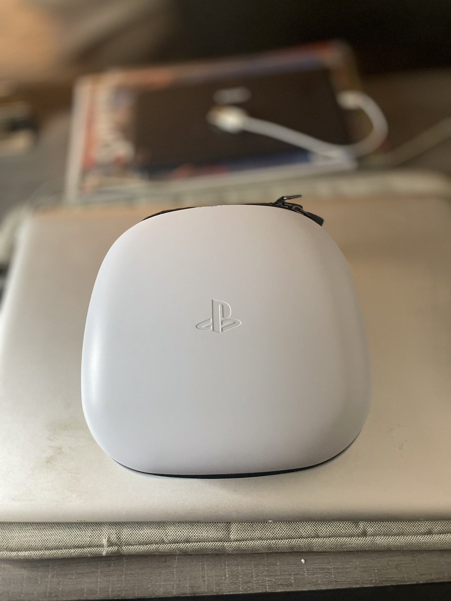 KingSparta420's tweet image. YEET! Just brought my #DualSenseEdge #ProController and I feel the SAUCE #PS5Share #SpartanRoyalty #PS5 #Gamer4Lyfe