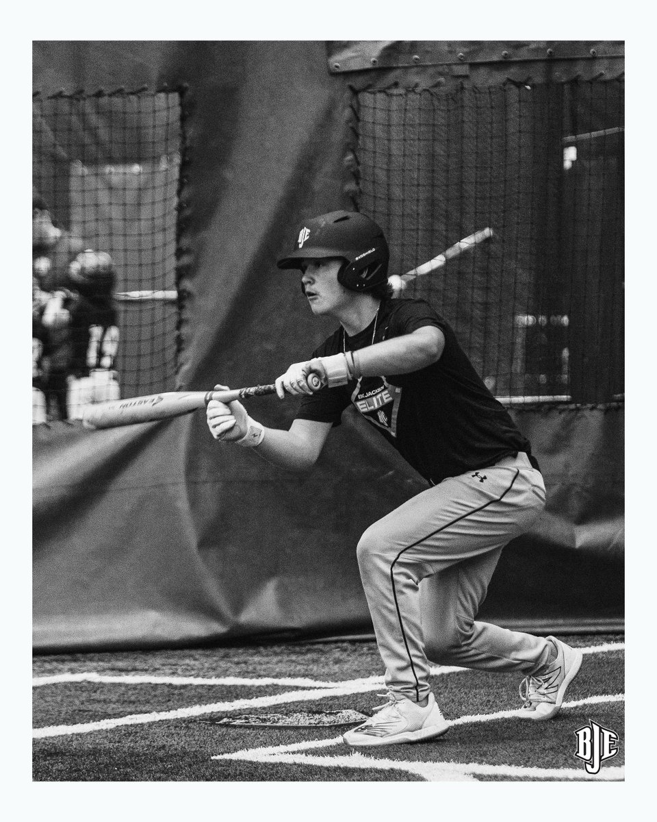 BJEBaseball's tweet photo. - Pickoff plays to 2B ✅
- Double Plays ✅
- Bunt Accuracy Competition ✅
- On-Field BP ✅
... not bad for one of the rainiest days we've had this spring
#BJEFam // #YearRoundDevelopment // #DomeThings https://t.co/fQRUteoIAe