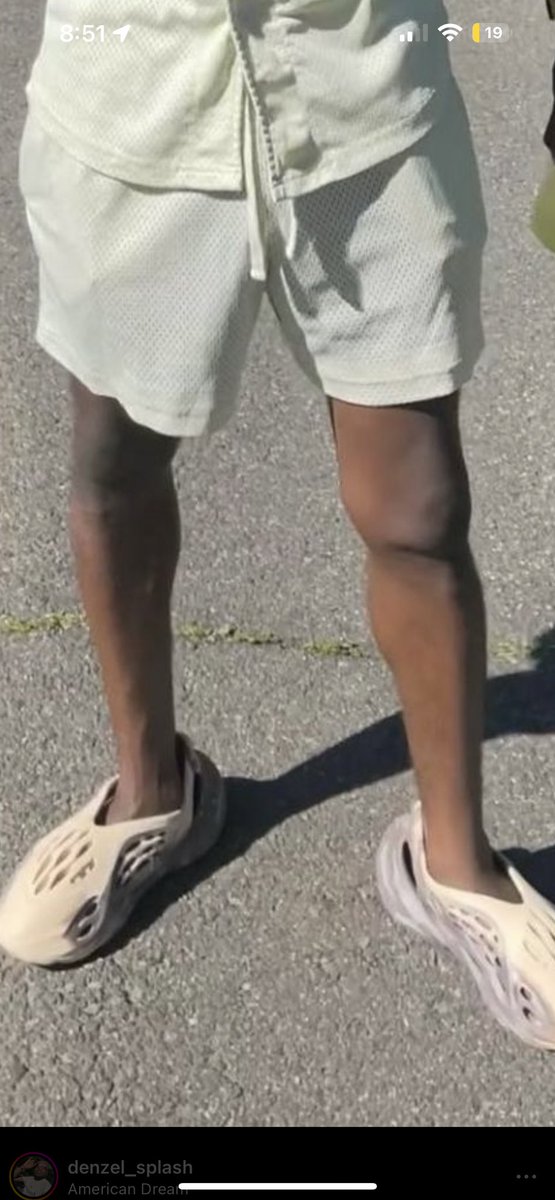 itgirlshaii's tweet photo. @SplashHighclass you worried about the wrong thing, when you been bouncing your kneecaps in a bag of flour https://t.co/RjPvgiueRx