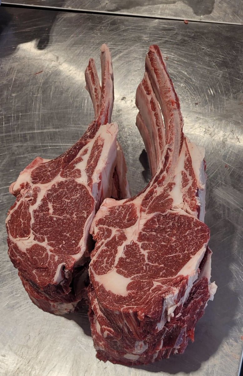 taterraisinaden's tweet image. Nothing more satisfying then seeing the fruits of your labour. Or in this case steaks. 🥩 #eatmorebeef #localbeef #farmtofork