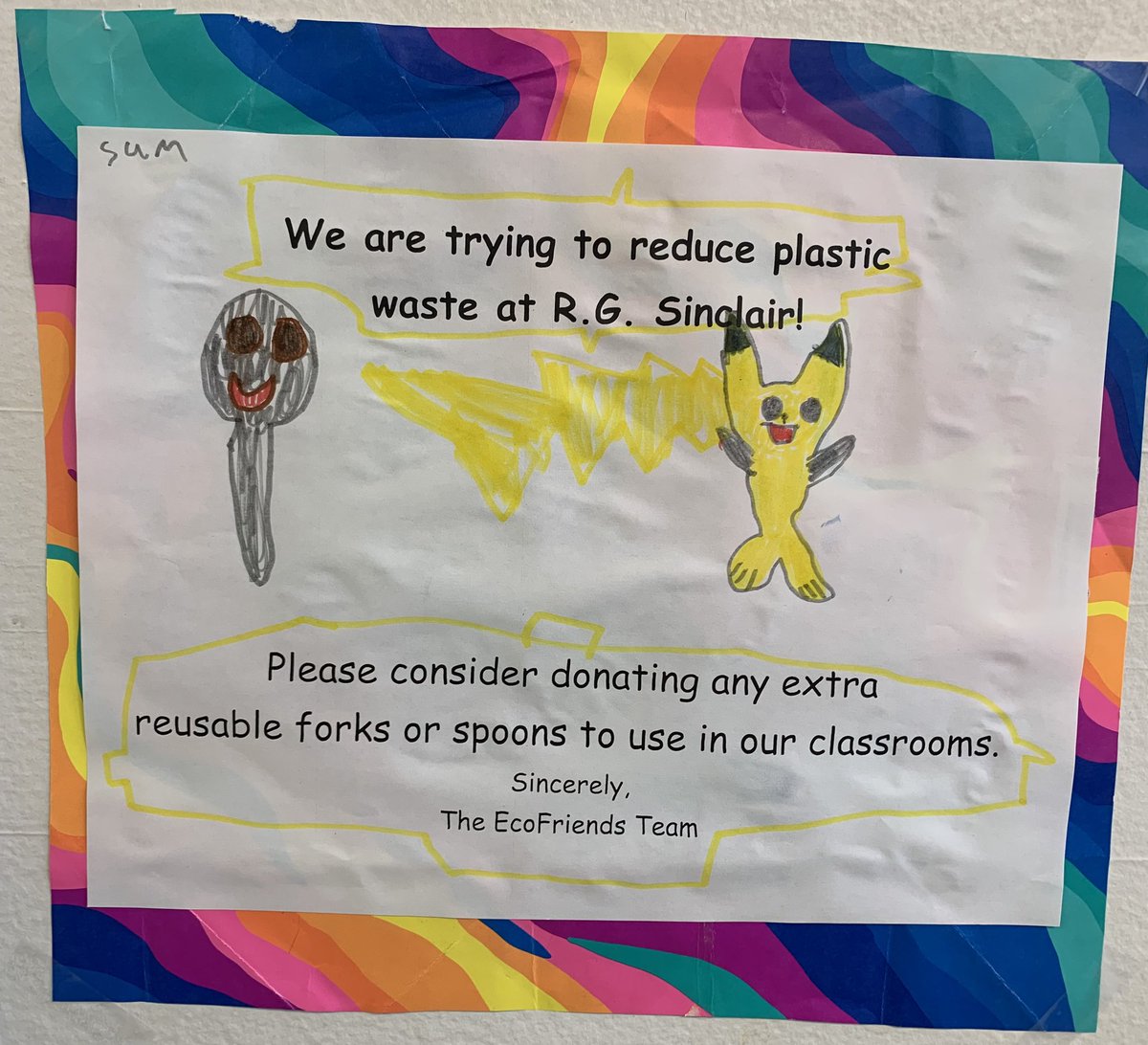 Do you have extra reusable spoons or forks? Our grade 2&3 EcoFriends would love to have them!  Donations can be dropped off at the main office door to our EcoTeam mascots (made by the kindergarten EcoBuddies). @RGSinclairPS @EcoSchoolsCAN #singleuseplastics #reducerecyclereuse
