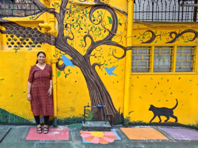 When I use the phrase 'a little birdie tells me' ... it's usually a blue one! Wonder why? 
#bukitbingtang #jalonalor #artdistrict
#streetart #kualalumpur
#Malaysia