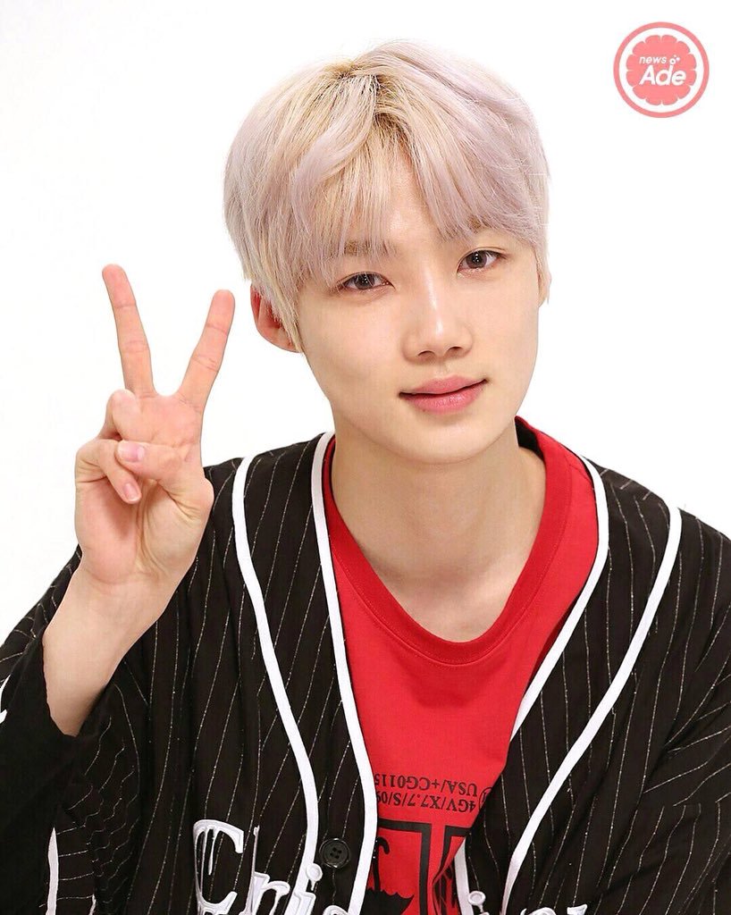 —180502 ◡̈ ｡*:･  
 
<a href="/WE_THE_BOYZ/">THE BOYZ (더보이즈)</a> #뉴 #최찬희 #CHANHEE #NewShot