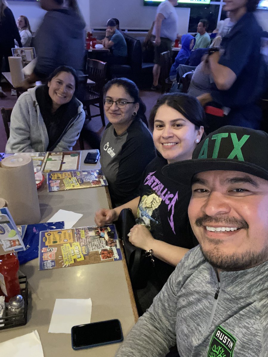 lord_helmet512's tweet photo. When my sisters come into town from North Carolina….we rush to @Pluckers ! #DontTemptMeWithAGoodTime https://t.co/mc82myAhx0