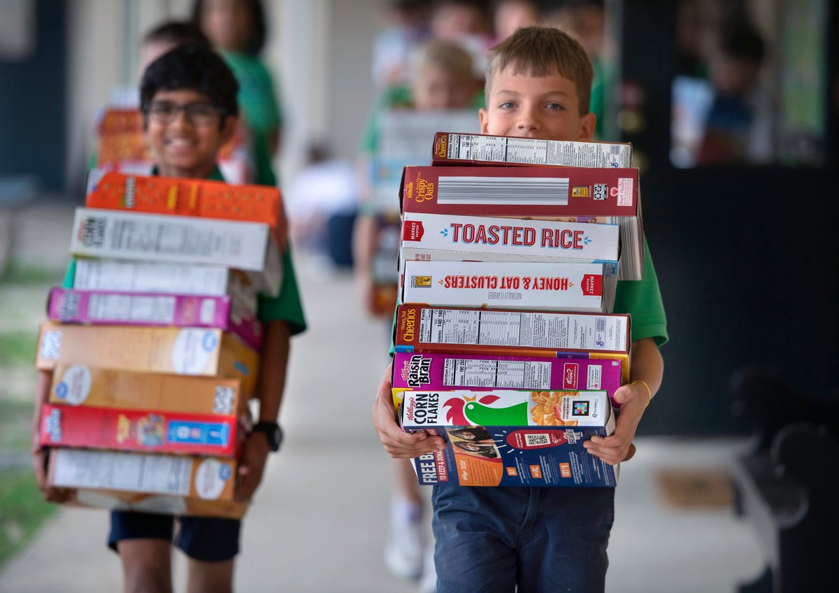 TravSprad's tweet photo. Advocate photos: Cereal boxes, 1,154 of them in all, fall like dominoes in St. Luke's Episcopal School event benefiting the Greater Baton Rouge Food Bank, April 5, 2023. @theadvocatebr @brfoodbank @stlukes_br https://t.co/F0OV5hTBVG https://t.co/PXkn7Zgyut