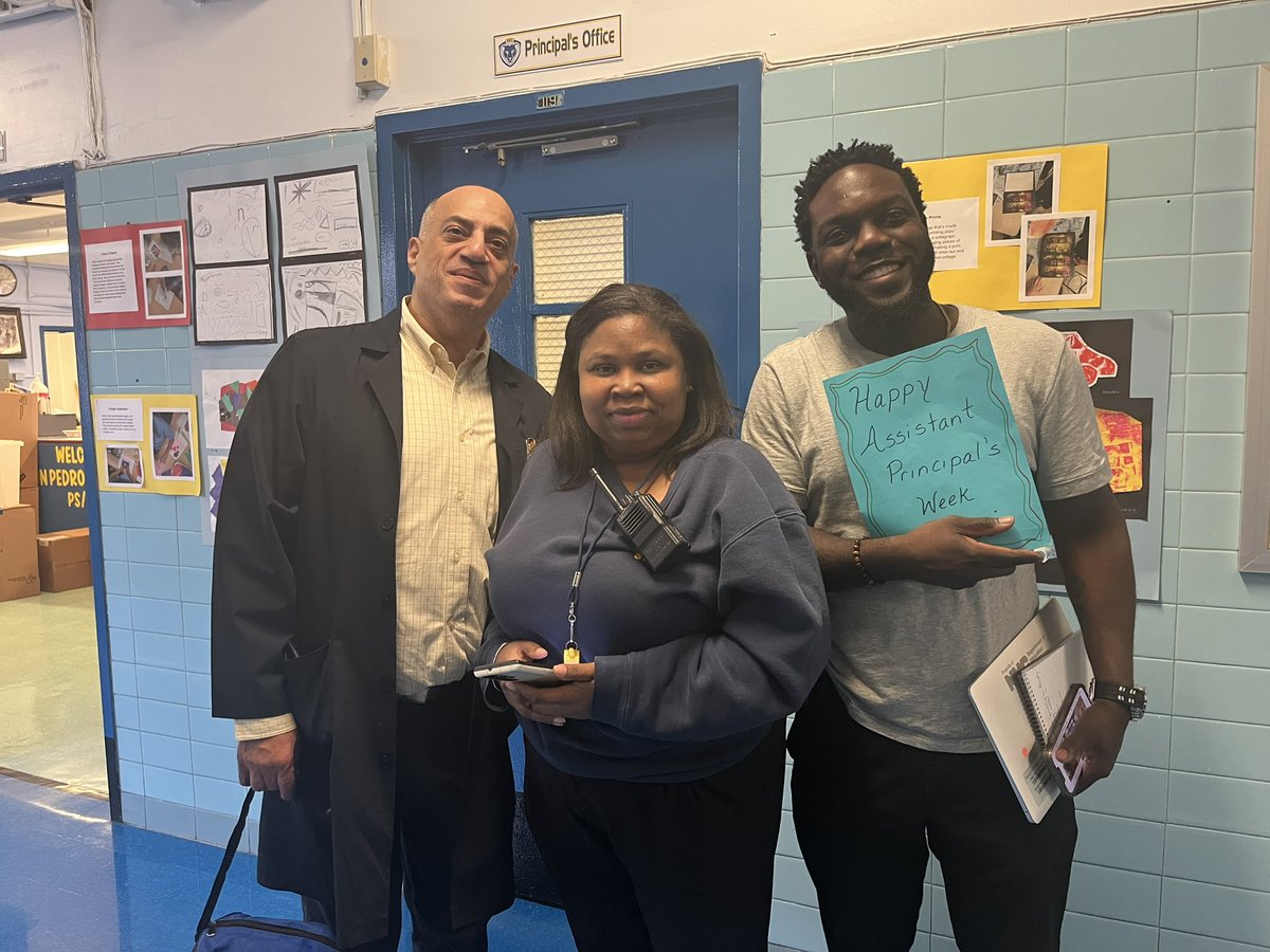 CaceresJasmira's tweet photo. PSMS161 Celebrates National Assistant Principals Week!
WE APPRECIATE ALL YOU DO EVERYDAY!!
Thank you ~ πβοΈβοΈβοΈ #APWeek2023 @psms161_dpac @District5NYC @SeanLDavenport @DeCostaDawn @NYCSchools https://t.co/xMLxOZ4eEE