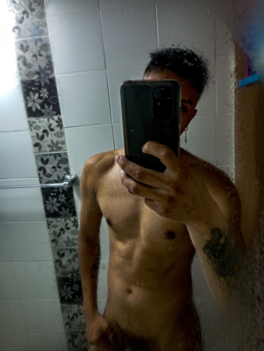 criss_wfl's tweet photo. before the disaster #onlyfans #fitness 
https://t.co/mUairwWNgo https://t.co/69cdKVH9lP