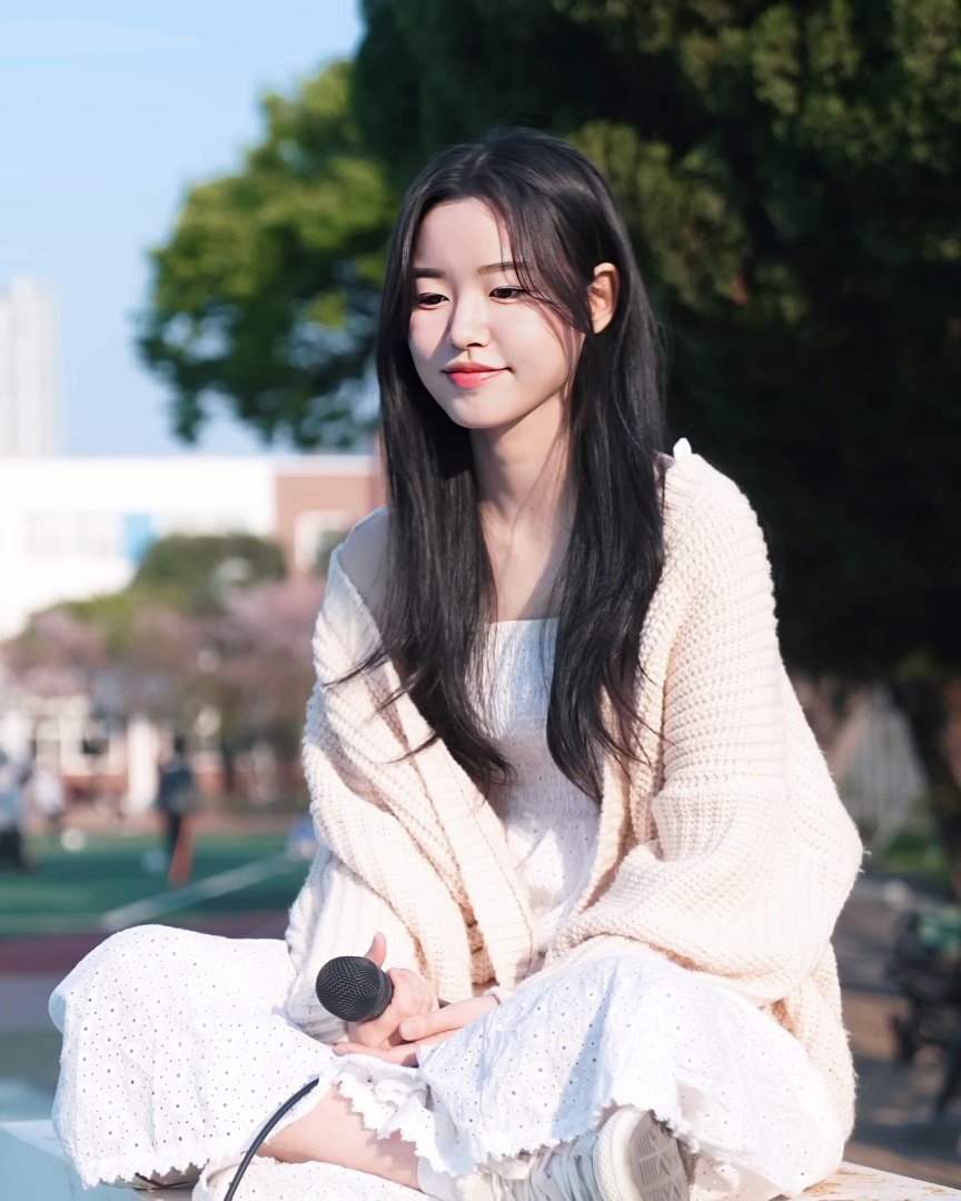 onlylenamiu's tweet photo. SO BEAUTIFUL 🤗
오유빈 - '넌 내게 봄 같아' (Spring of mine) Live Clip
#Yubin #SpringOfMine #mv #digitalsingle #debutsolo #kpop #song #artbeat #liveclip https://t.co/GPSztXtw0o