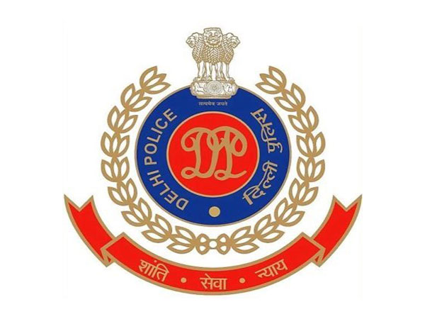 ani_digital's tweet photo. Delhi police permits Shobha Yatra within certain distance in Jahangirpuri on Hanuman Jayanti, asks to maintain law-order

Read @ANI Story | https://t.co/9eqoq5GZ66
#HanumanJayanti #Delhi #shobhayatra https://t.co/UX0UPfEZIQ