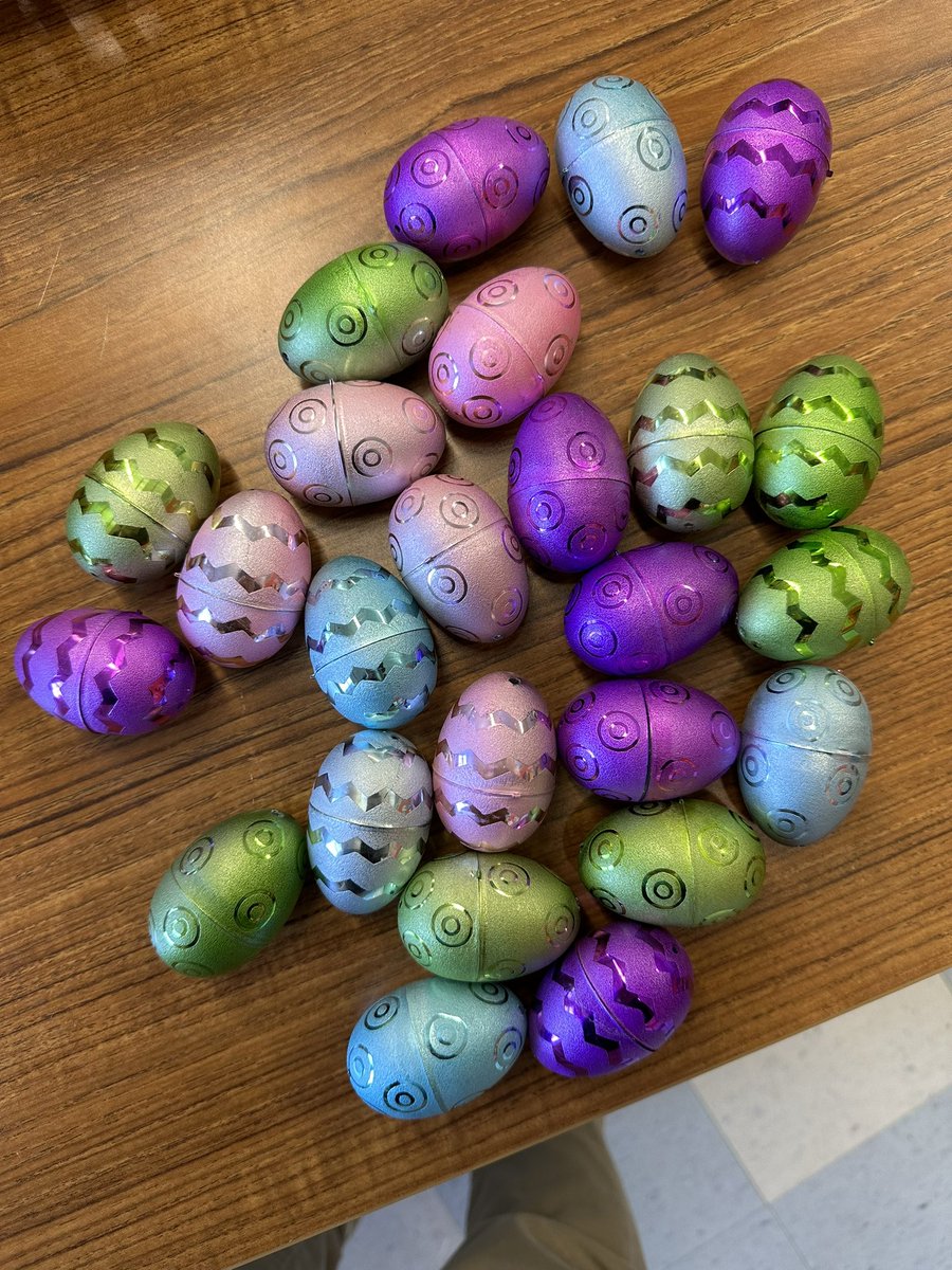 MsJOGara's tweet photo. We had a scavenger hunt using skills from Reading Horizons! 

The three sounds of -ed (/t/, /d/, /id/). There we different words in each egg that the children had to read and see which ending sound it made. Then they had to put it in the correct basket. #fpbsdSHINES @FPBSchools https://t.co/PzqlkUEuQC