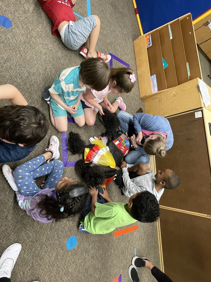 Our friendship is fur real!! ❤️🐩❤️ <a href="/HumbleISD_TE/">Timbers Elementary</a> <a href="/HumbleISD_CBS/">HumbleISD_CBS</a> <a href="/EdTechPrice/">Amanda Price M.Ed_KES</a>