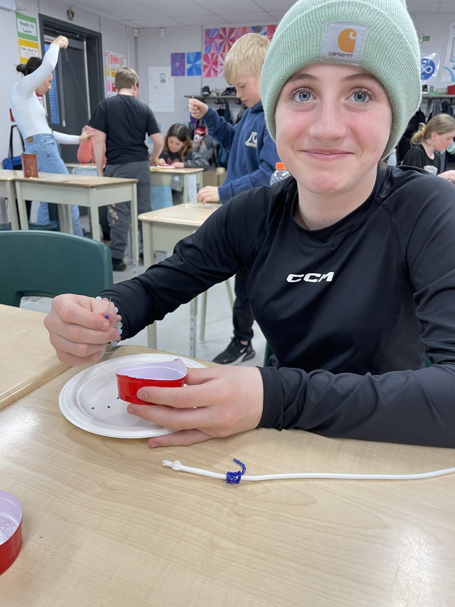 misshensen's tweet photo. Learning how to bead with Ms. Demille, our teacher candidate from Trent’s Indigenous Bachelor of Education Program
#grade5/6 #beading #culturallearning @BuckhornKPR https://t.co/Cgq85ulYYF